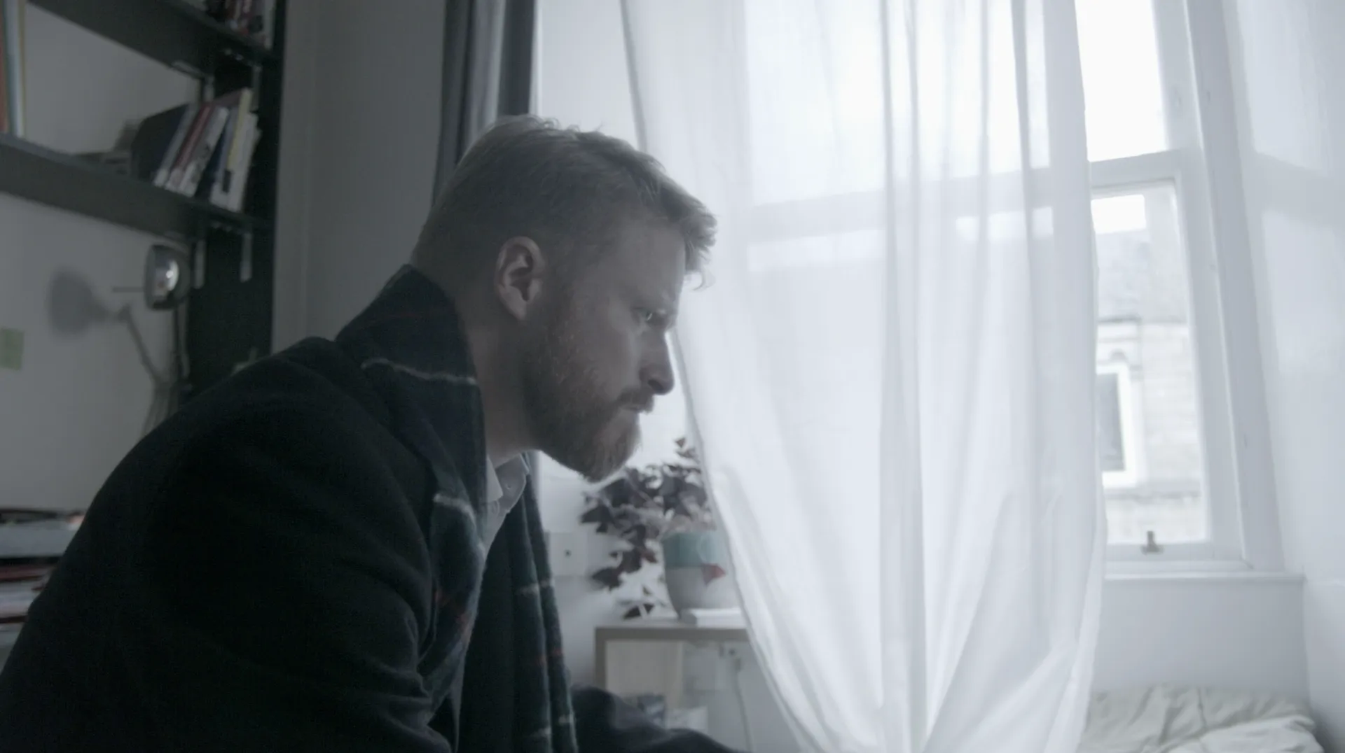 Maëva Boche Cinematographer | Locked Short Film Still 1
