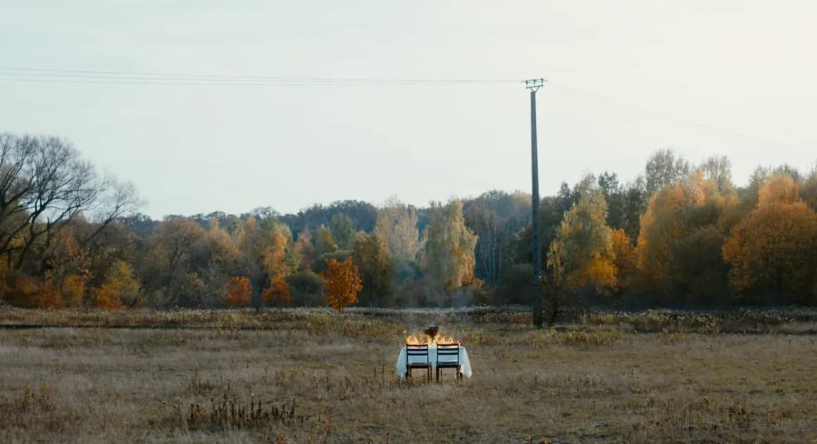 Maëva Boche Cinematographer | Ridna Music Video Still 6