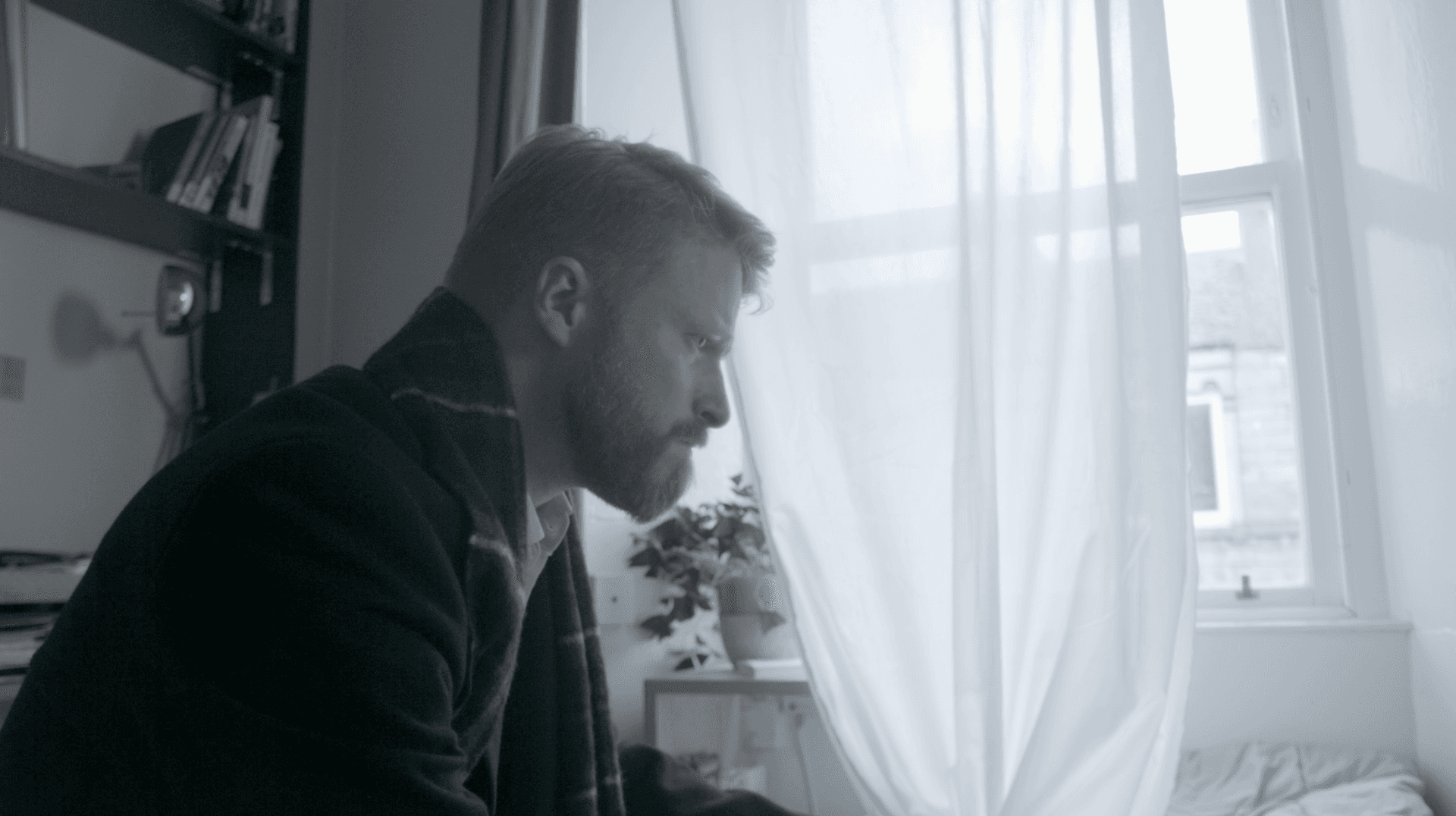 Maëva Boche Cinematographer | Locked Short Film Still 1