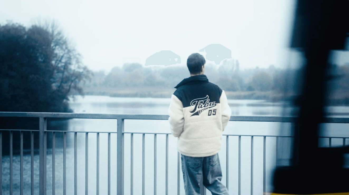 Maëva Boche Cinematographer | Ridna Music Video Still 5